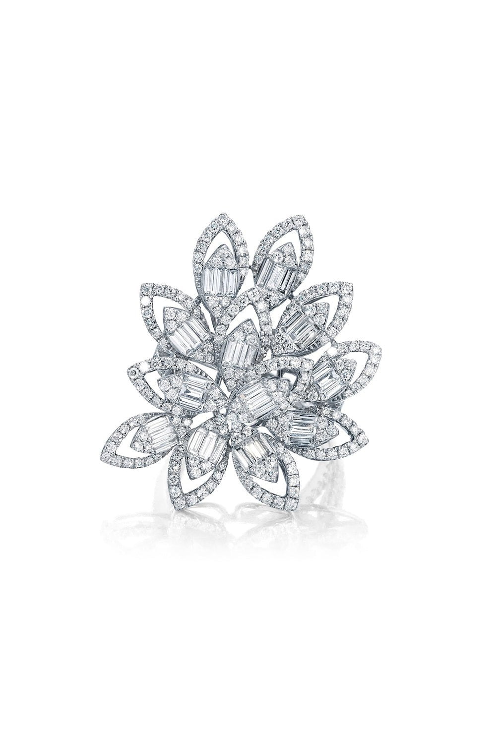 Exquisite Graziela Asa Lotus Design White Gold Statement Ring for Jewelry Lovers